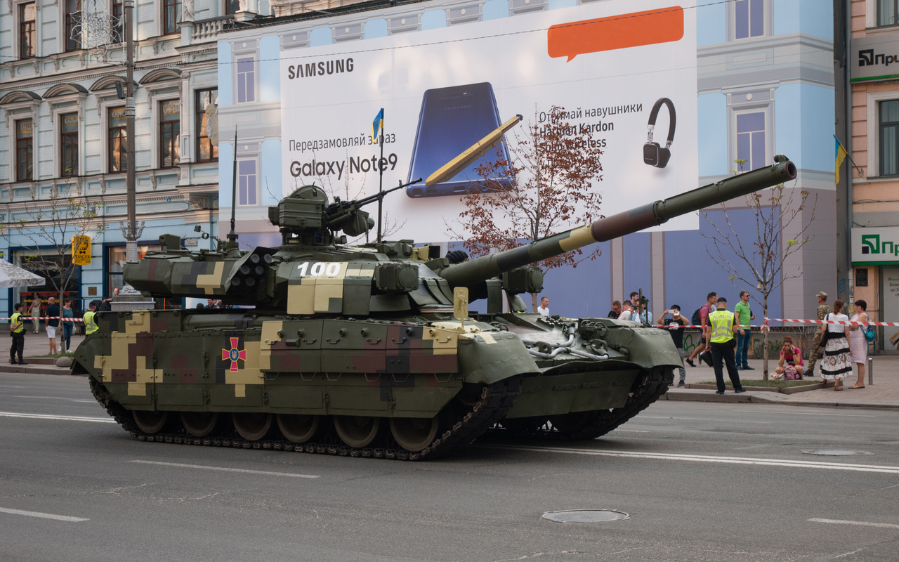 t-84, 120, yatagan, kyiv, 2018, armored, tank, obt, ukraine, city, київ, танк, ятаган, 120, т-84, броня, місто, україна