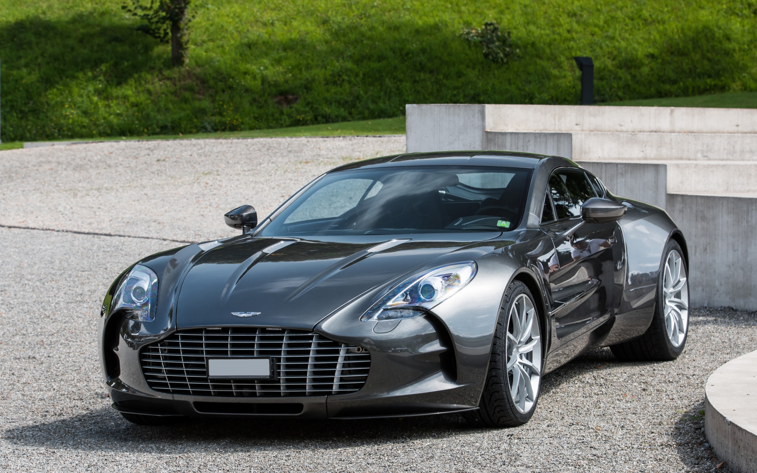 aston martin, one-77