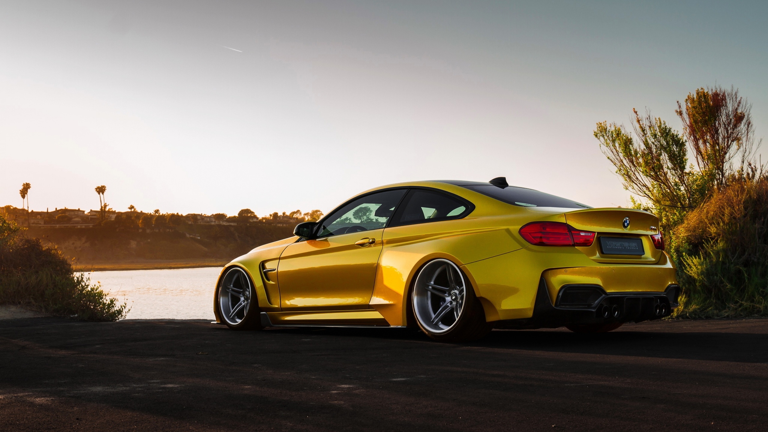 bmw, m4, vorsteiner, gold