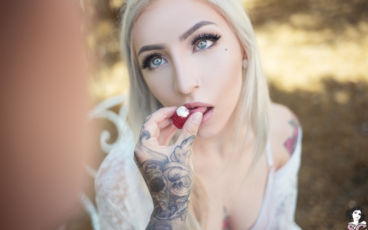 ivory, janesinner, suicide girls, white, hair, photosession, passion fruit, redhead, red