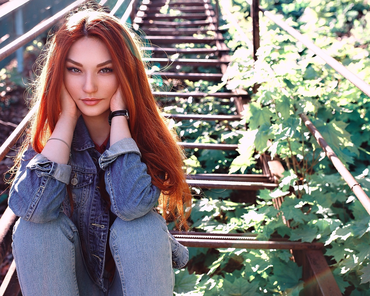 women, redhead, portrait, jeans, denim, stairs, women outdoors, sitting, diana askarova