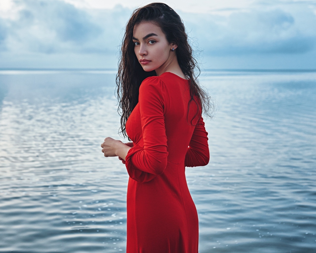 alia bakieva, women, sergey fat, red dress, sea, women outdoors, looking at viewer, long hair