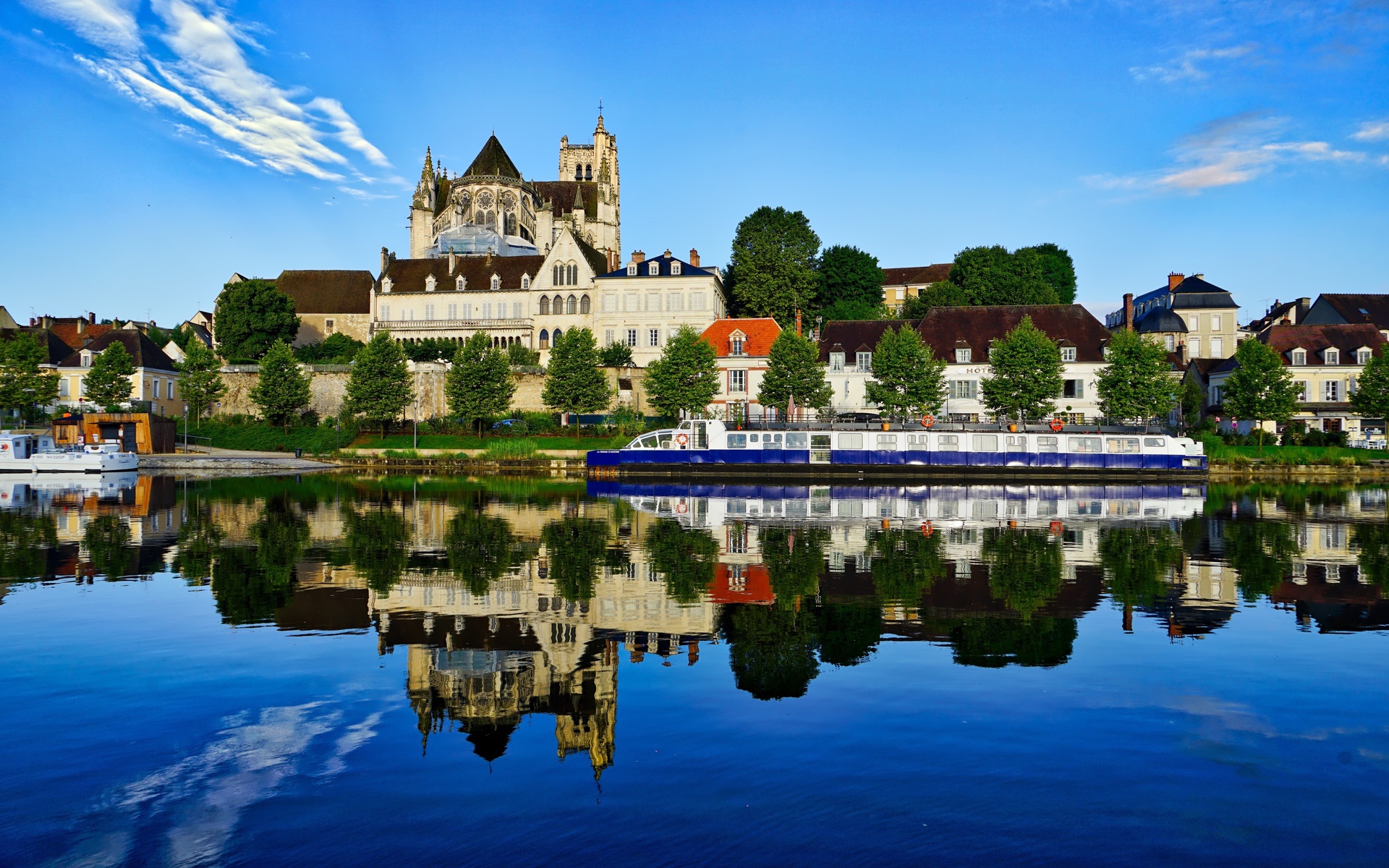 , , , , , , river, reflection, building, france, yonne, auxerre