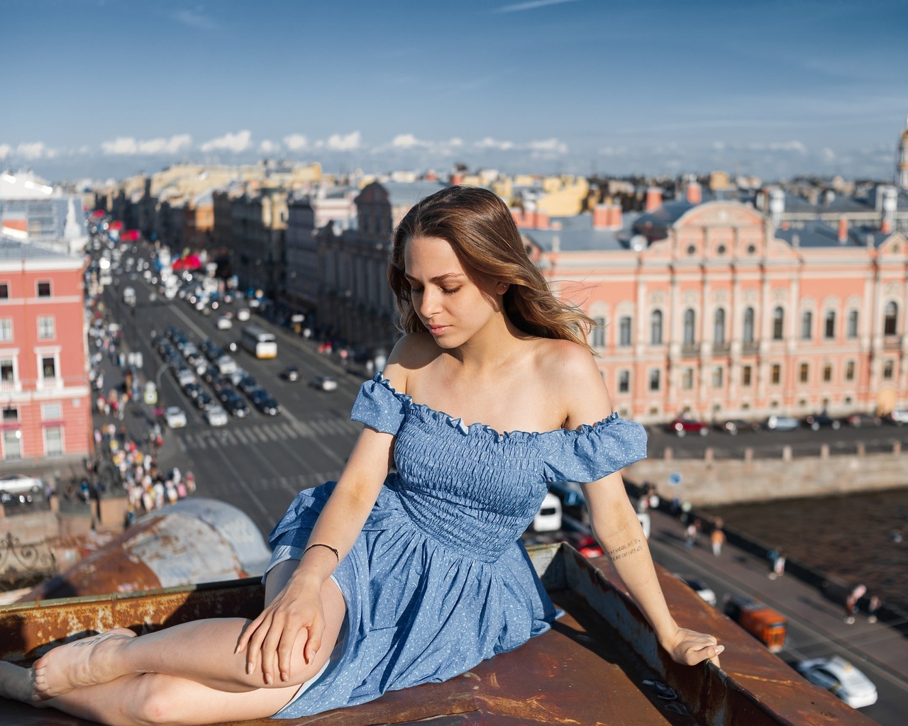 women, sitting, blue dress, women outdoors, sky, bare shoulders, tattoo, cityscape, rooftops