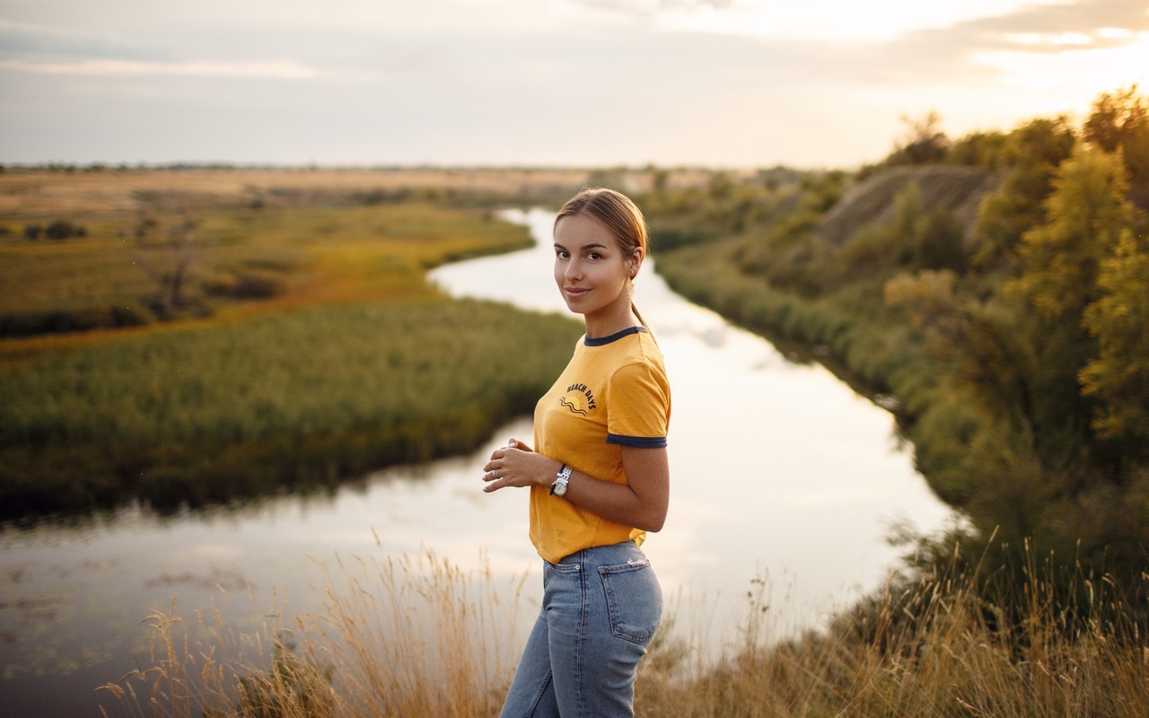 women, yellow t-shirt, smiling, river, jeans, nature, women outdoors, watch, ponytail, sky
