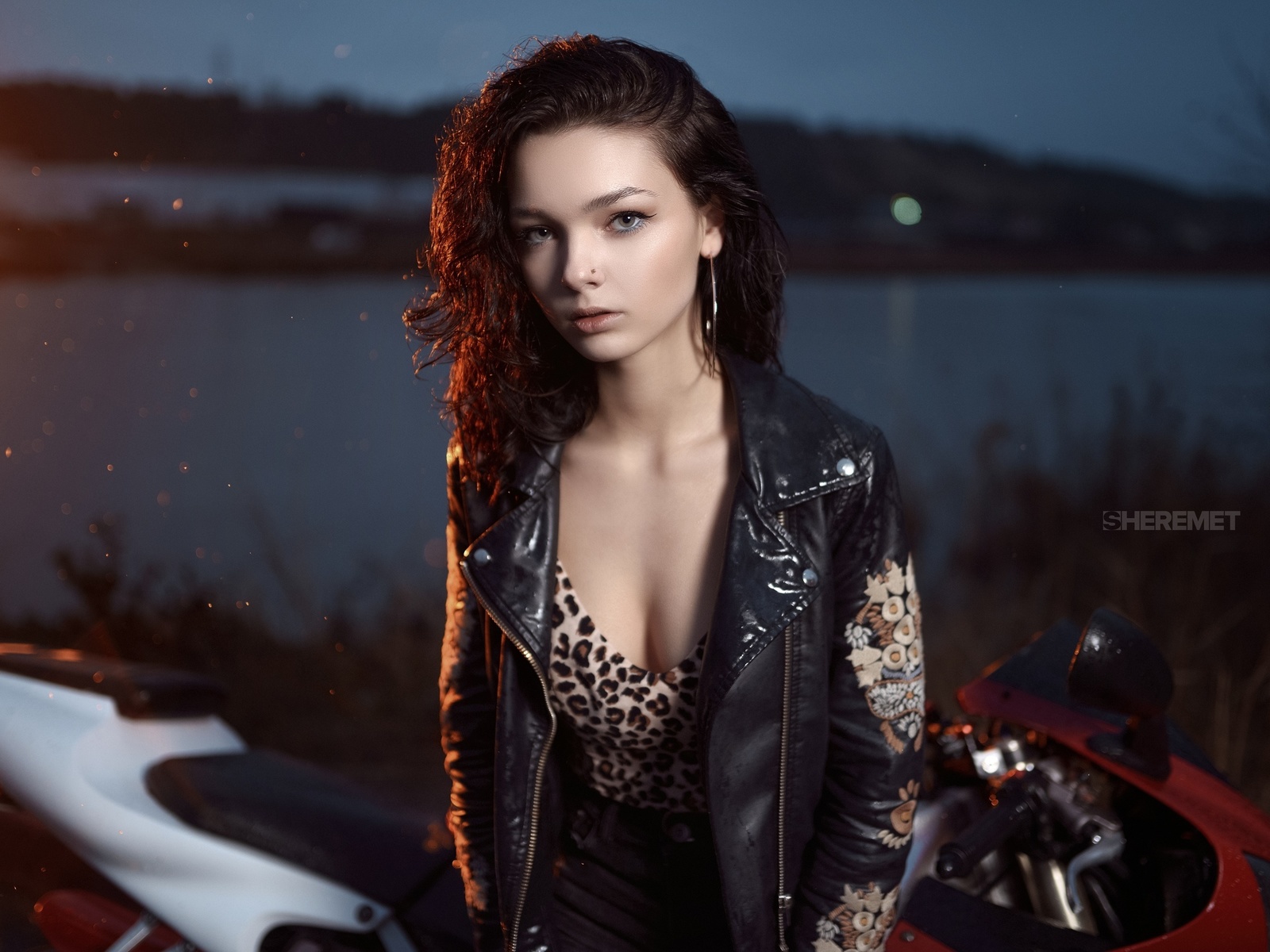 women, ivan sheremet, portrait, animal print, leather jackets, black jackets, jeans, women with motorcycles, river, pierced nose, motorcycle, eyeliner, women outdoors