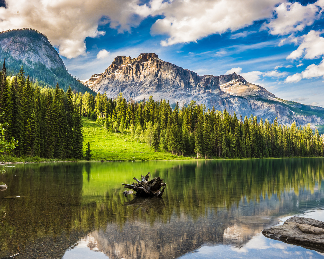 emerald, lake in, banff, national park