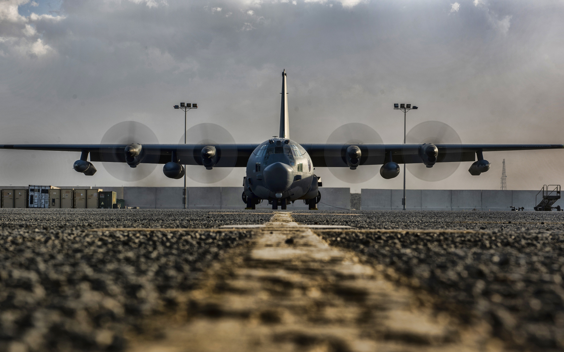 lockheed mc-130 combat talon, 4k, runway, aircraft landing, us air force, lockheed mc-130, cargo airplanes