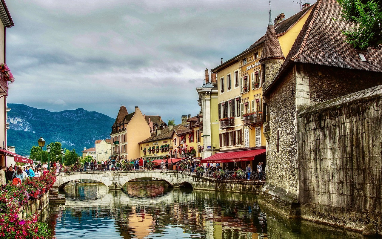 , , annecy, thiou river,  , 