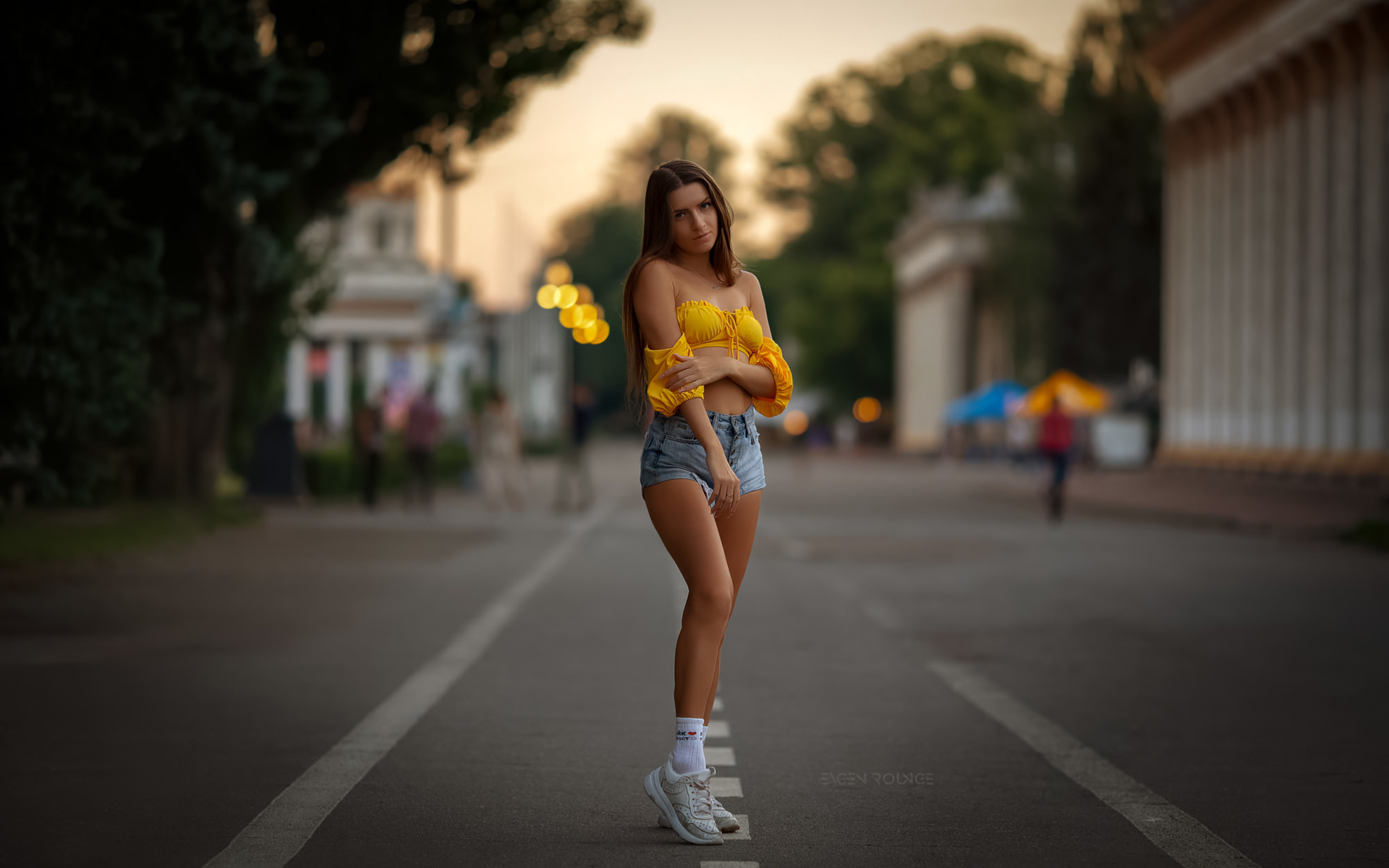 women, brunette, road, trees, sneakers, white socks, bare shoulders, jean shorts, women outdoors, bokeh, evgen rounge