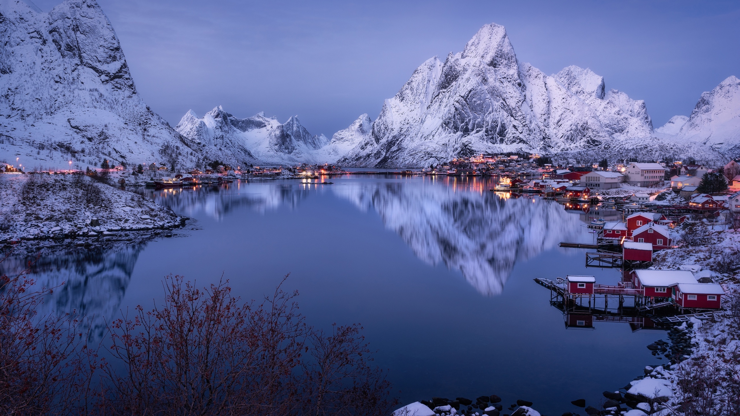 норвегия, зима, горы, лофотенские острова, дома, fjord, отражение, природа