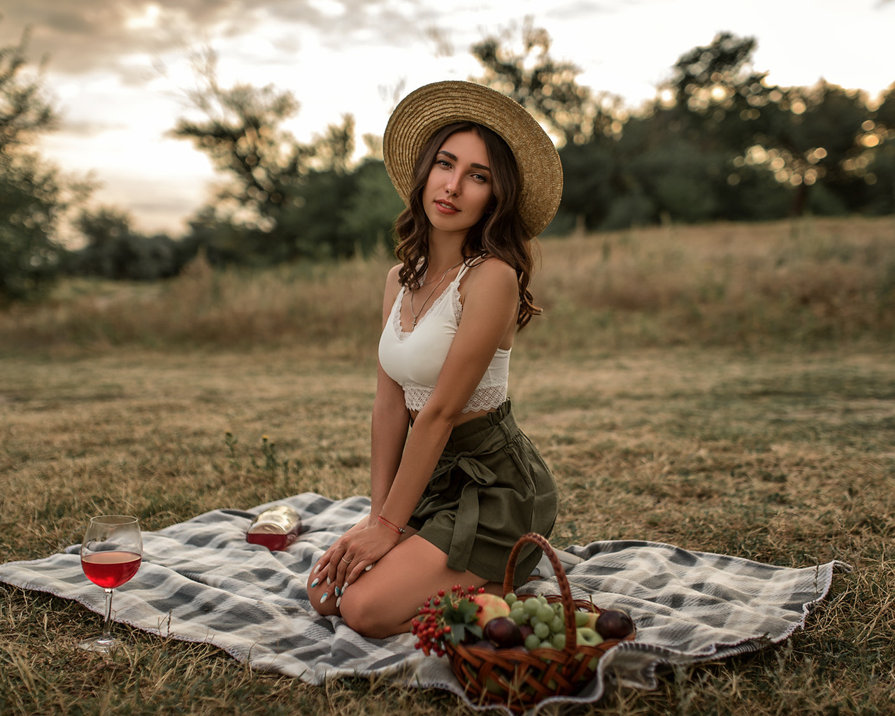 women, hat, smiling, grass, drinking glass, women outdoors, fruit, baskets, necklace, kneeling