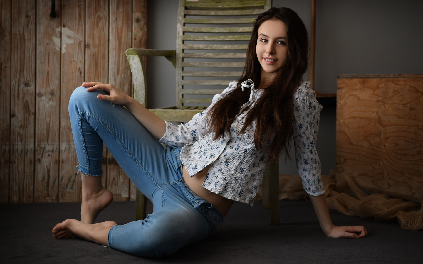 -22 , -170 , -49 , -84 64 89 , alisa amore, jessica albanka, alisa, alisa i, jeans, non nude, spreading legs, smile, denim jeans, tip toes, skinny