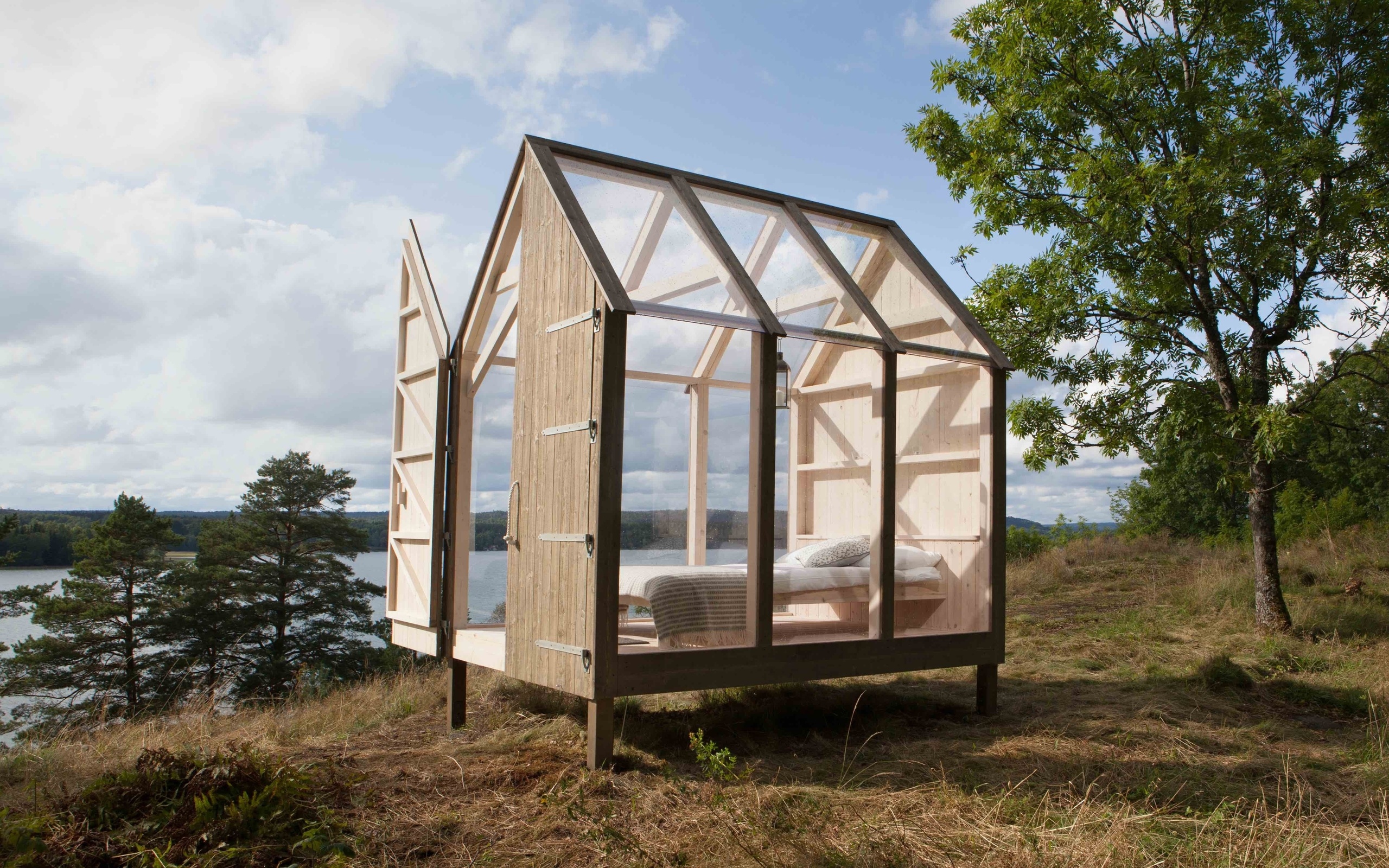 nature, glass box, 72-hour cabin, sweden