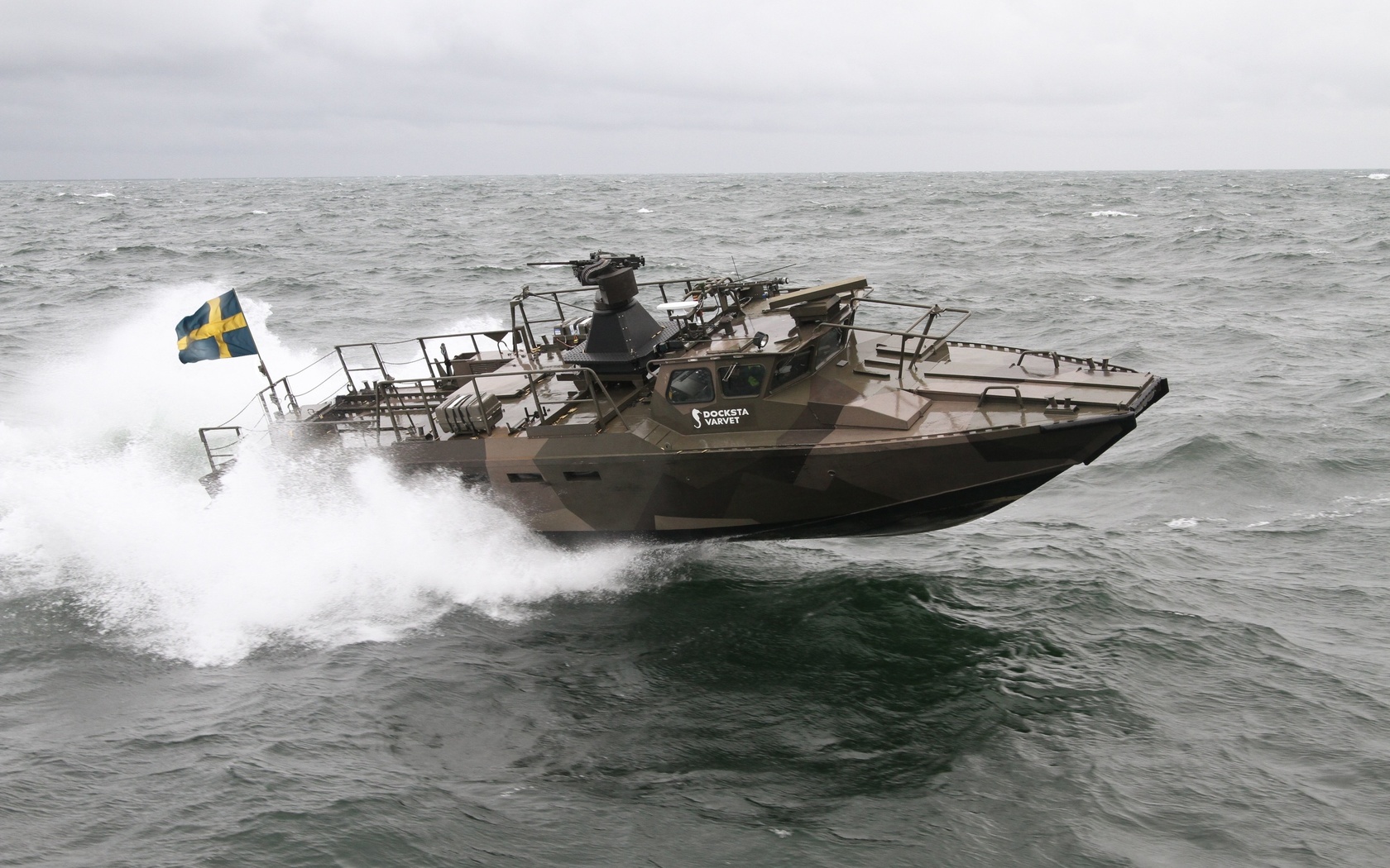 saab, combat boat, docksta cb90