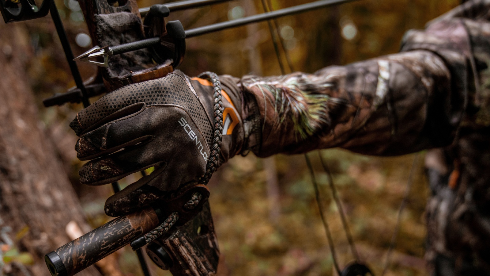 lightweight shooters gloves, archery, hunting season