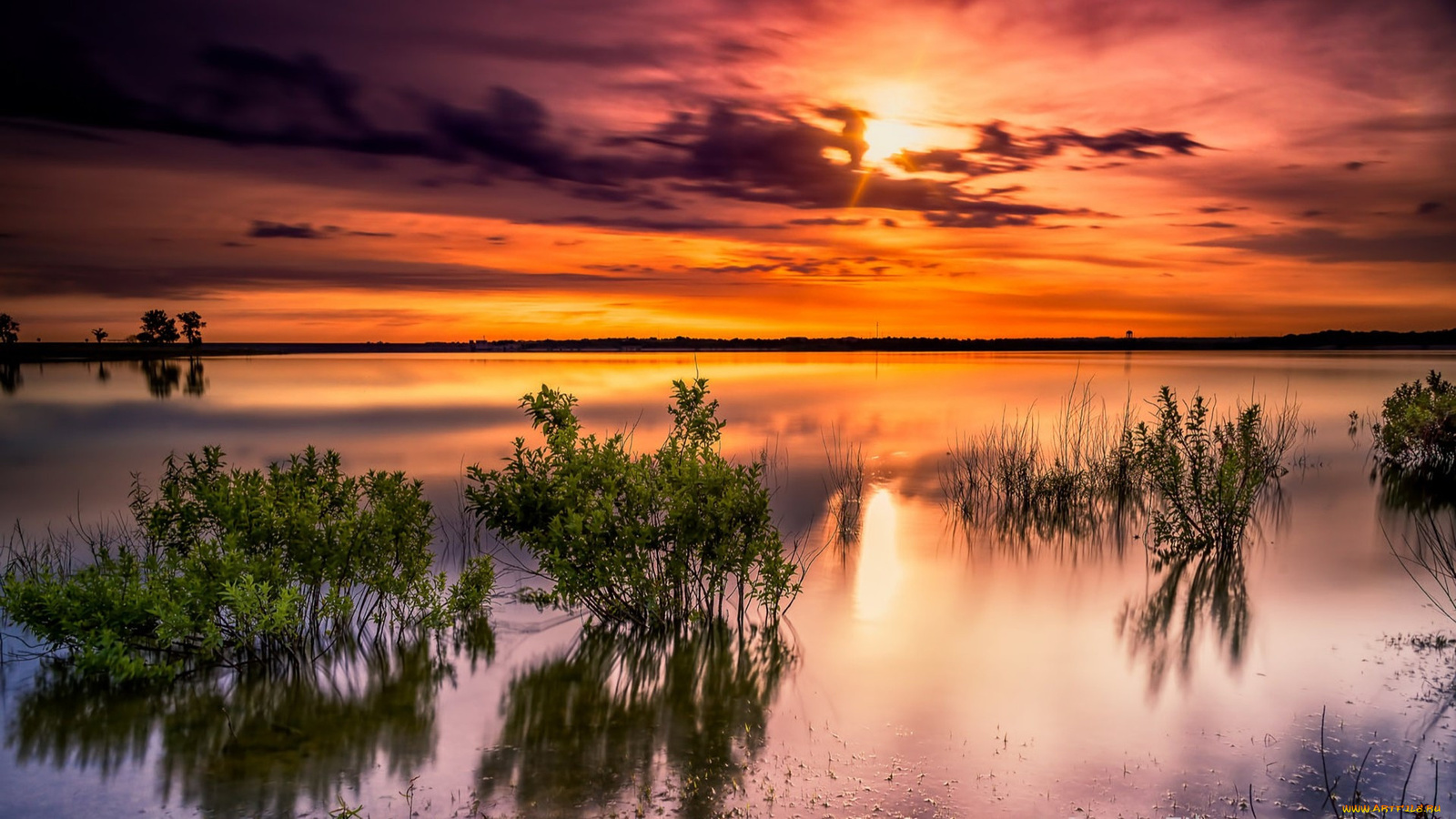 sunset at benbrook lake, texas