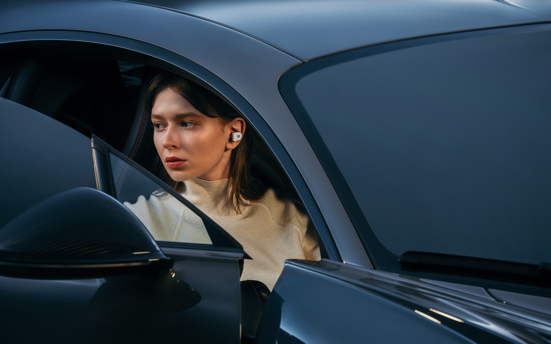 bugatti, new collection of personal sound accessories, master and dynamic
