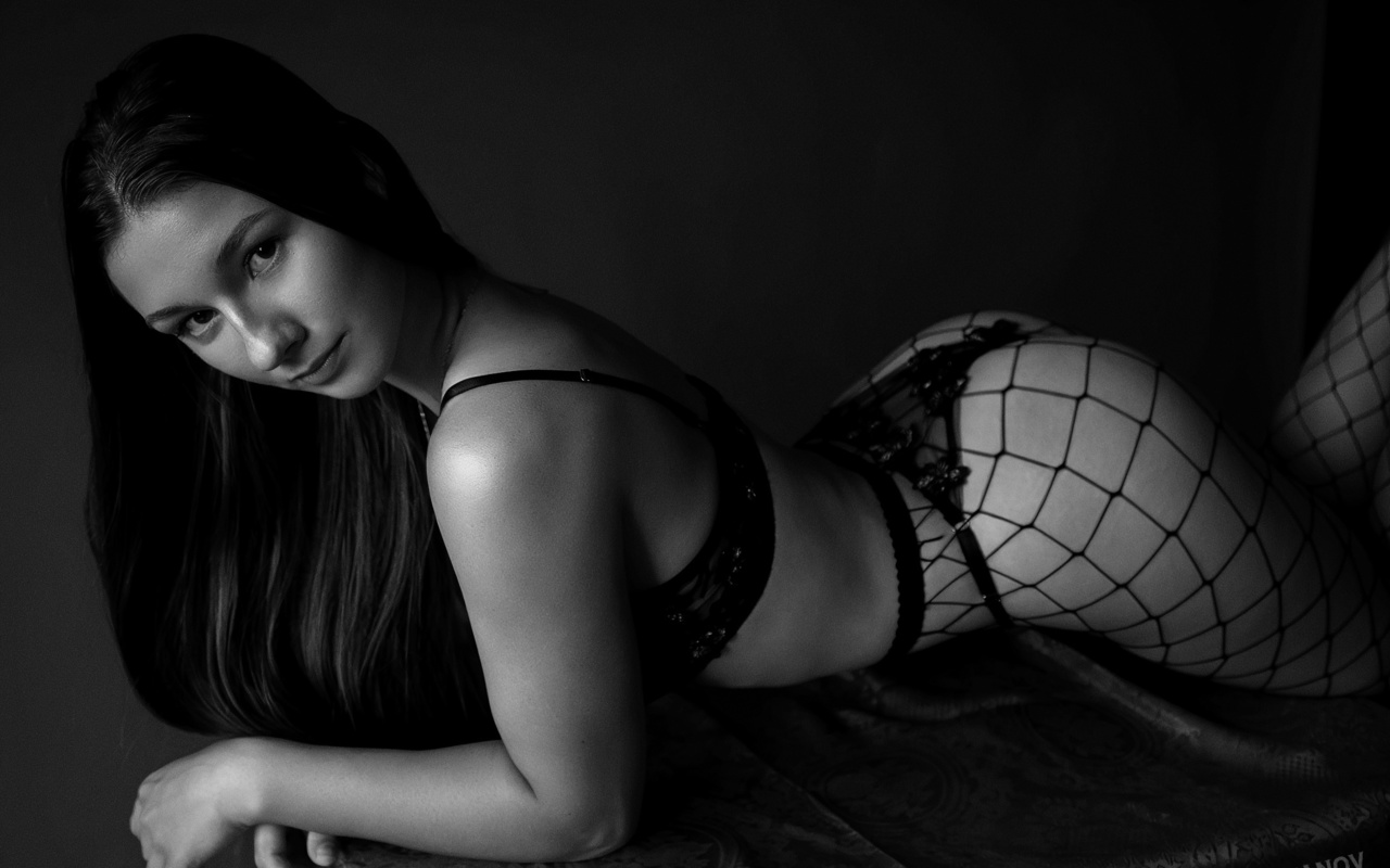 furia luna, evgeniy krestyanov, monochrome, ass, brunette, , lingerie, fishnet pantyhose, bra, , model, thong, women indoors, women